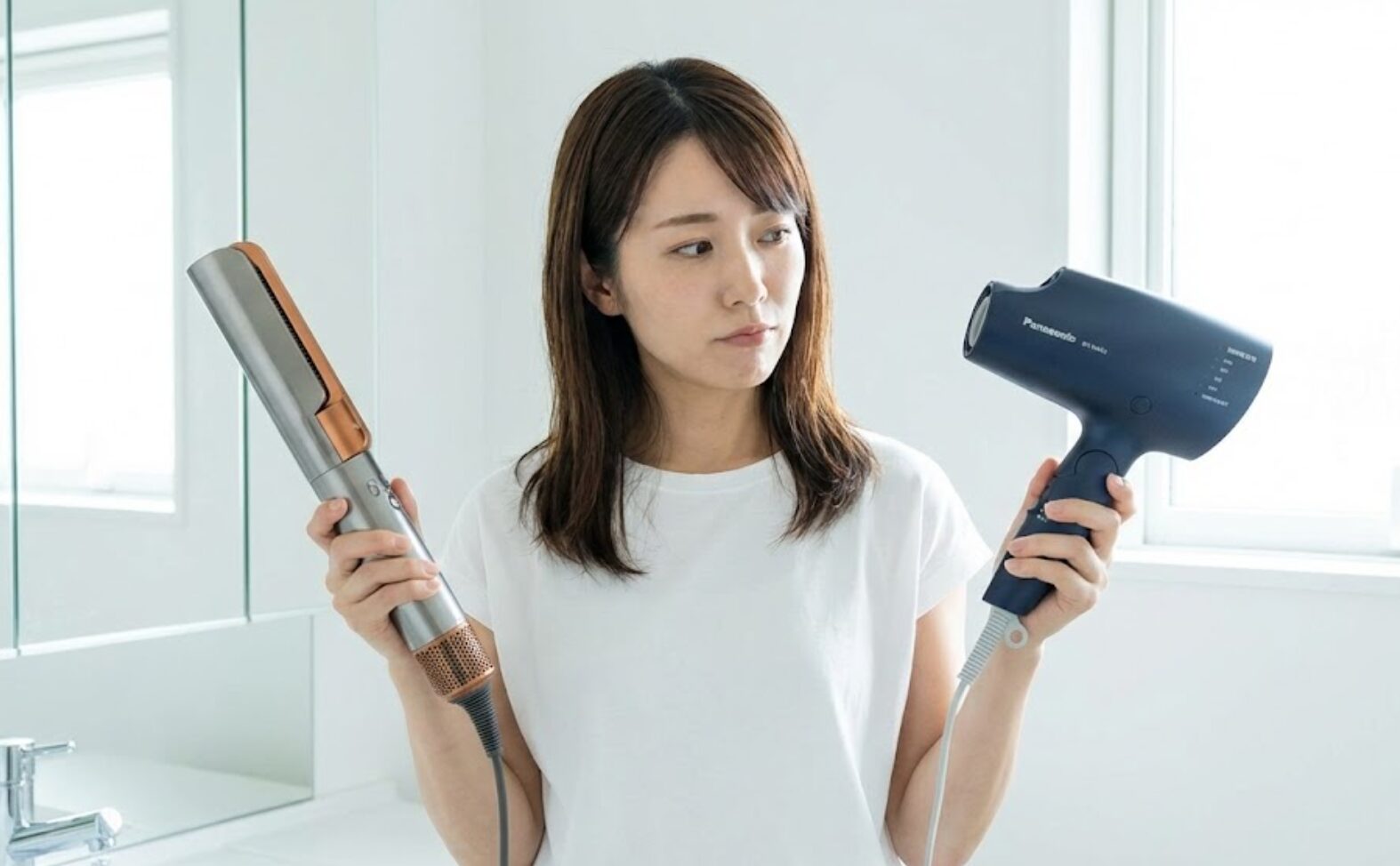 dyson airstraight ドライヤー ドライヤー対決】Dyson Airstrait vs パナソニック ナノケア！「美髪