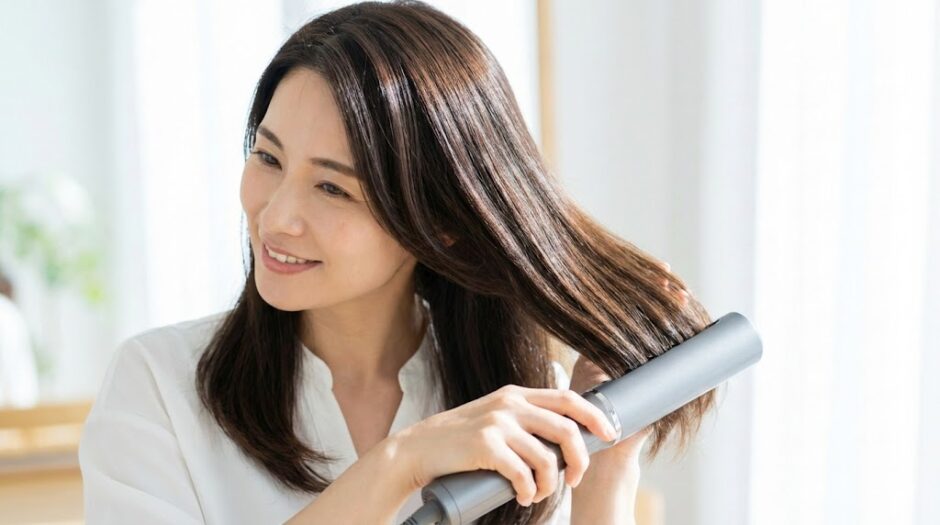 検証】ダイソンエアストレートは「色落ち」しない？白髪染めの持ちを1